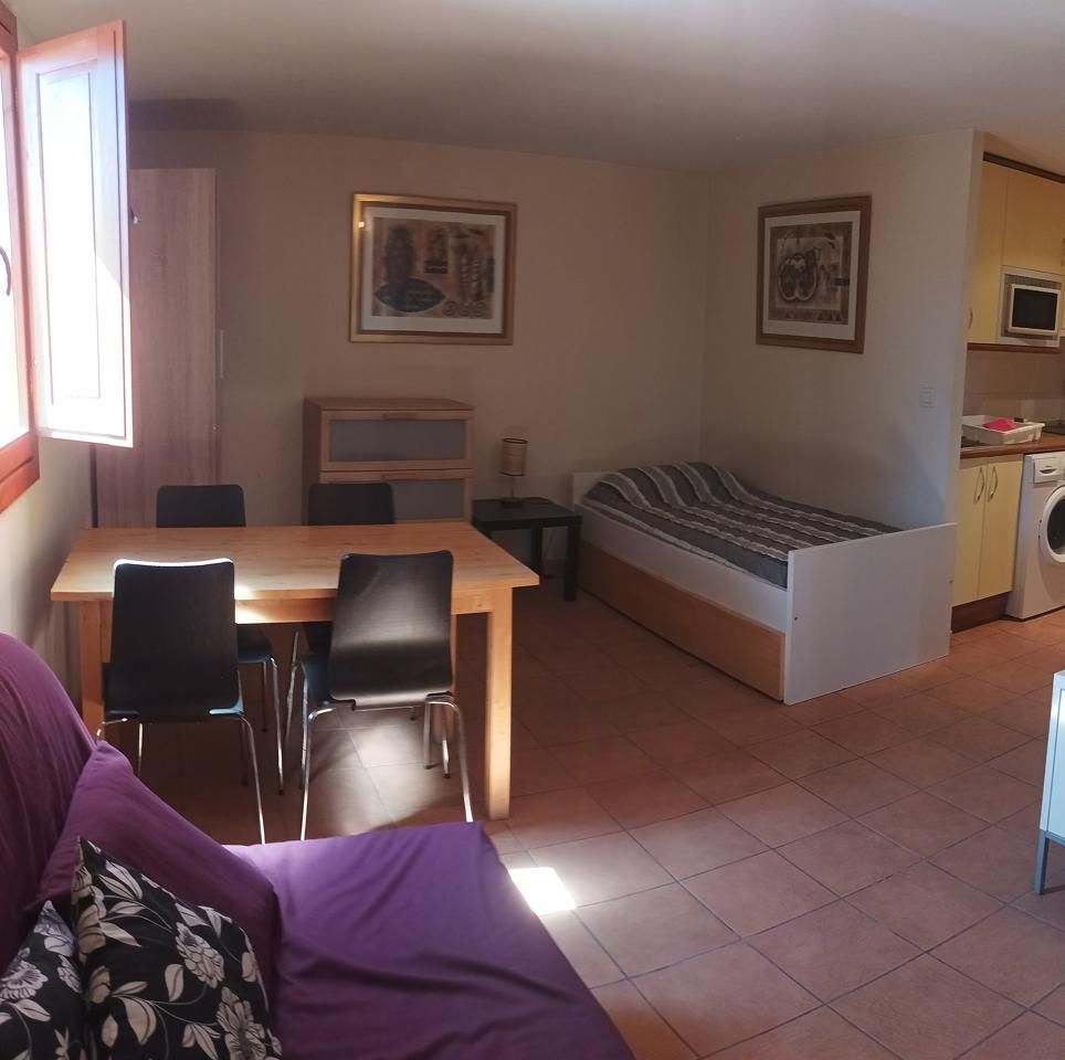 Dormitori de Estudi en venda en Calatayud amb Calefacció, Moblat i Balcó