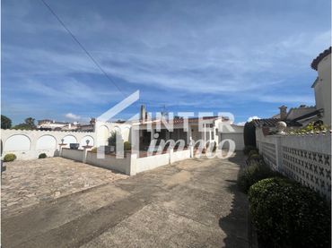 House for sale in Sector peni 115