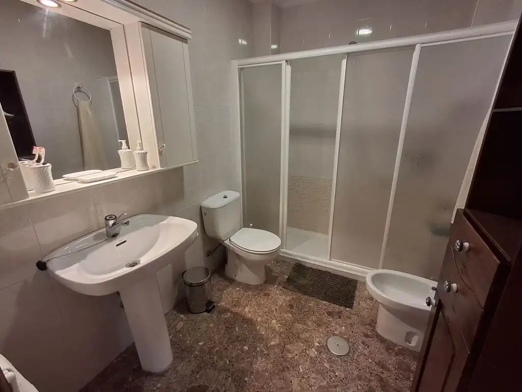 Baño de Casa o chalet en venta en La Roda con Calefacción, Terraza y Trastero