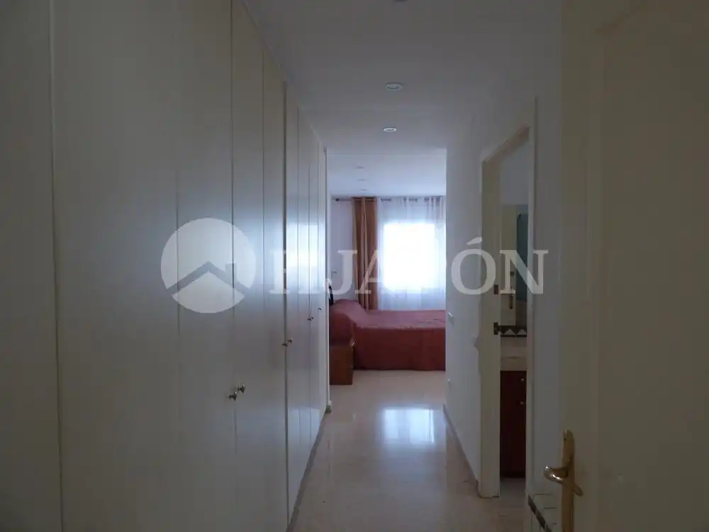 Dormitori de Casa o xalet en venda en Alella amb Aire condicionat, Calefacció i Jardí privat