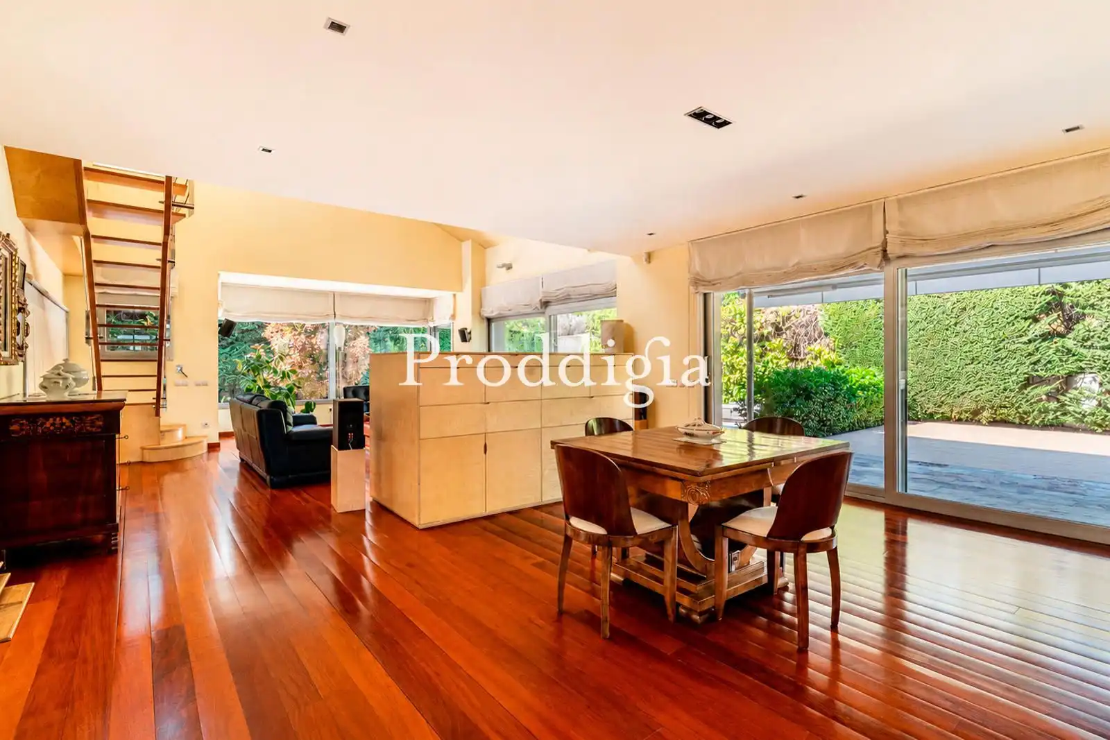 Exterior view of Houses for sale in Sant Cugat del Vallès  with Air Conditioner, Terrace and Storage room
