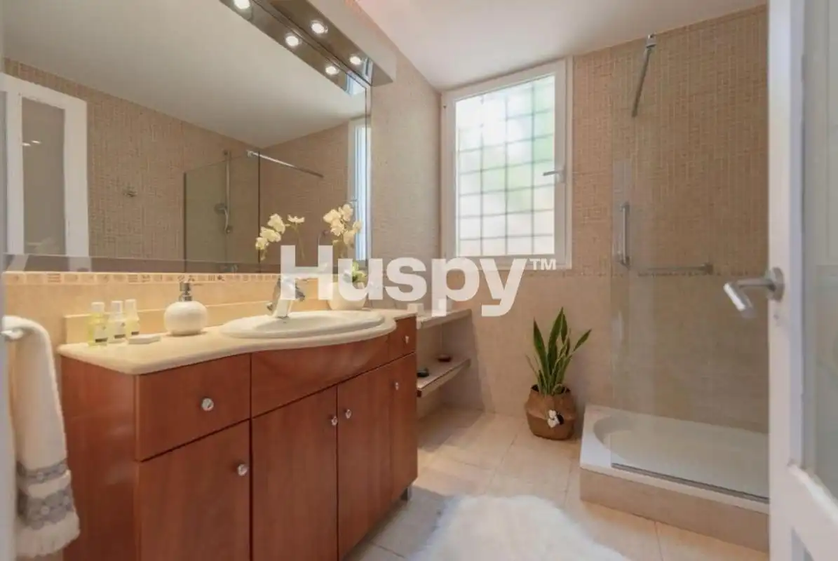 Casa con terraza en venta en Carrer Madrid, imagen 12