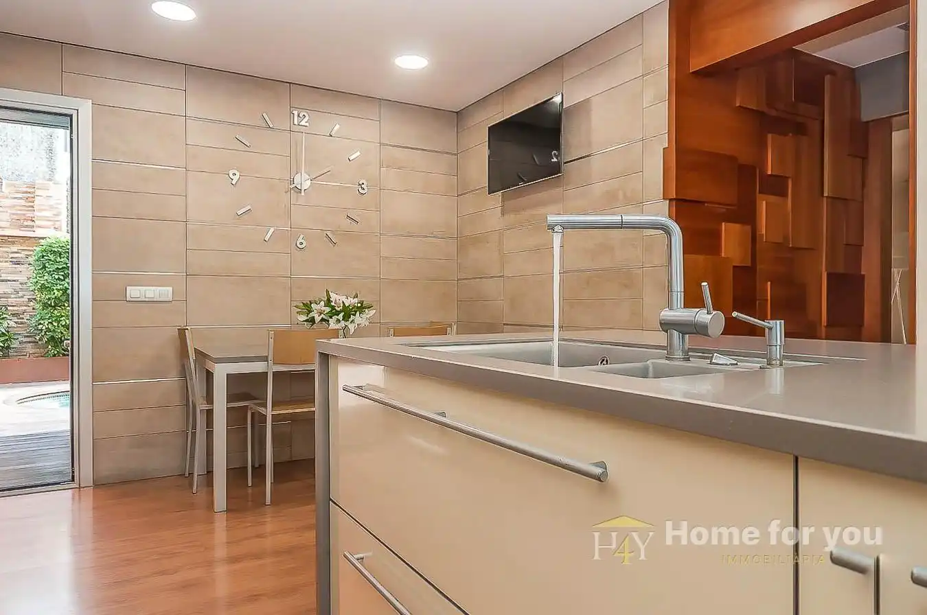 Villa avec terrasse à vendre à Gran Via de Pau Casals, imagen 4