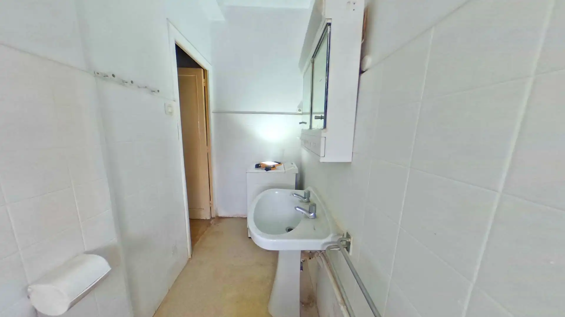 Badezimmer von Wohnungen zum Verkauf in Plasencia mit Balkon