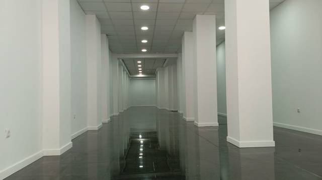 Local comercial en Alquiler en Carrer de Salamanca en Gran Via