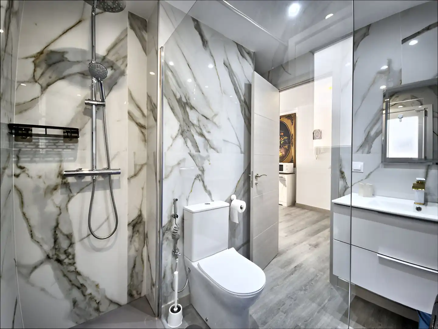 Apartment with pool for sale in Marbella Centro, imagen 6