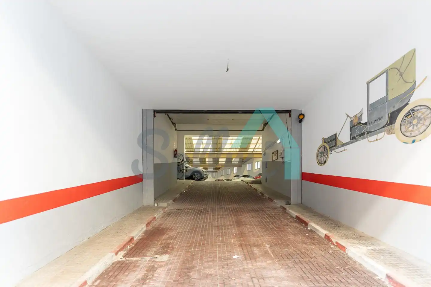 Parking de Piso de alquiler en Gijón  con Calefacción, Parquet y Amueblado