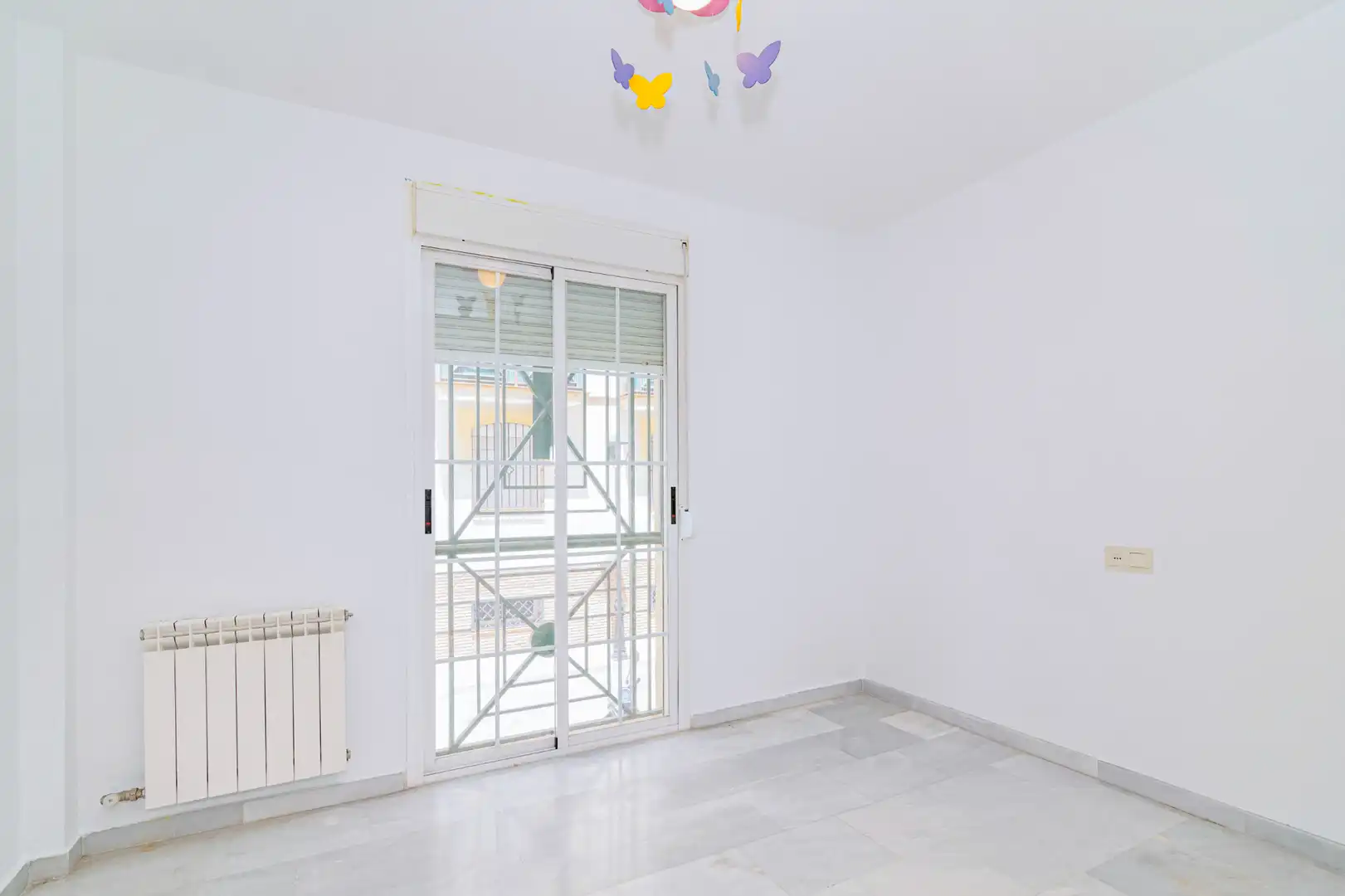 Habitación de Piso en venta en Ogíjares con Calefacción, Terraza y Trastero