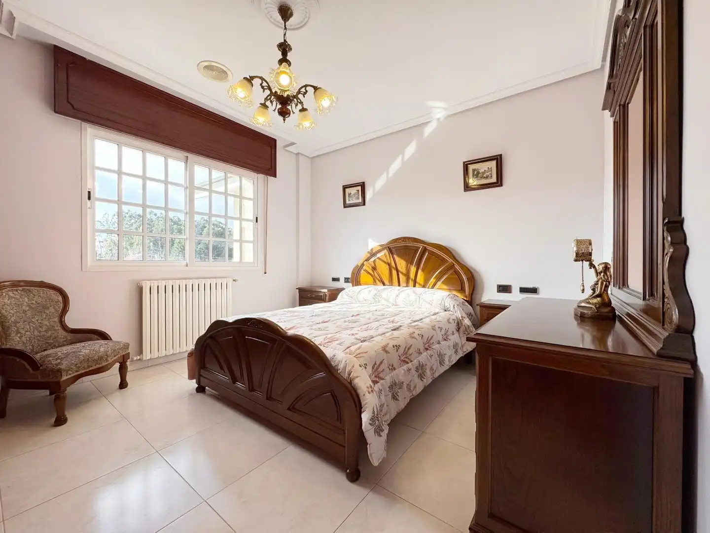 Habitación de Casa o chalet en venta en Barro con Calefacción, Jardín privado y Terraza