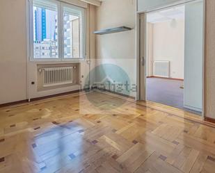 Living room of Apartment to rent in  Madrid Capital  with Air Conditioner, Heating and Parquet flooring