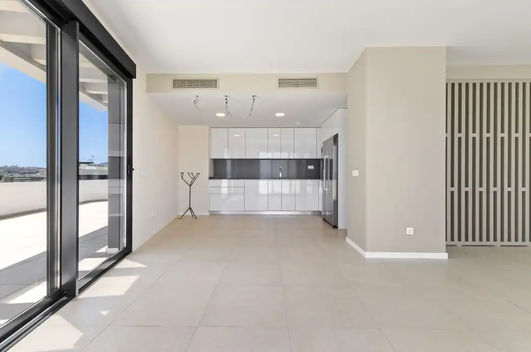 Ático en venta en Torremolinos con Aire acondicionado, Terraza y Trastero