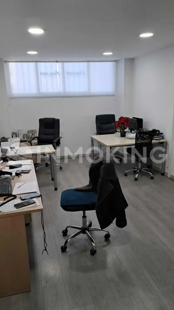 Nave industrial en venta en Valencia con Calefacción y Alarma