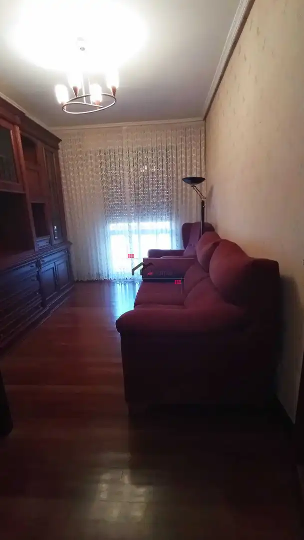 Sala de estar de Piso en venta en Barakaldo  con Calefacción, Trastero y Amueblado