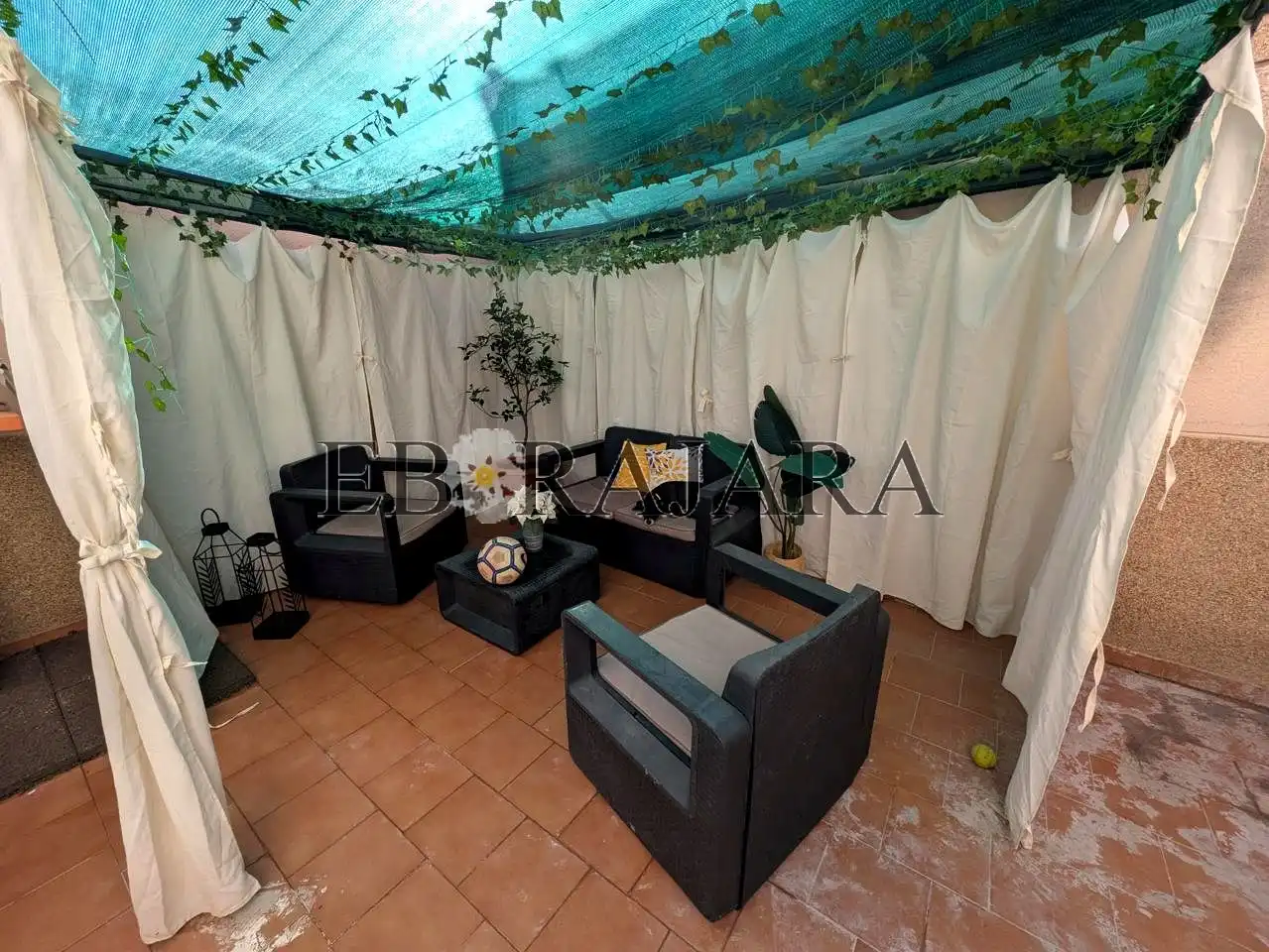 Terrassa de Casa adosada en venda en El Carpio de Tajo amb Aire condicionat, Calefacció i Jardí privat