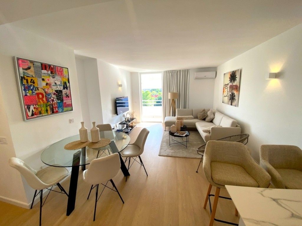 Sala d'estar de Apartament en venda en Calvià amb Aire condicionat, Parquet i Terrassa