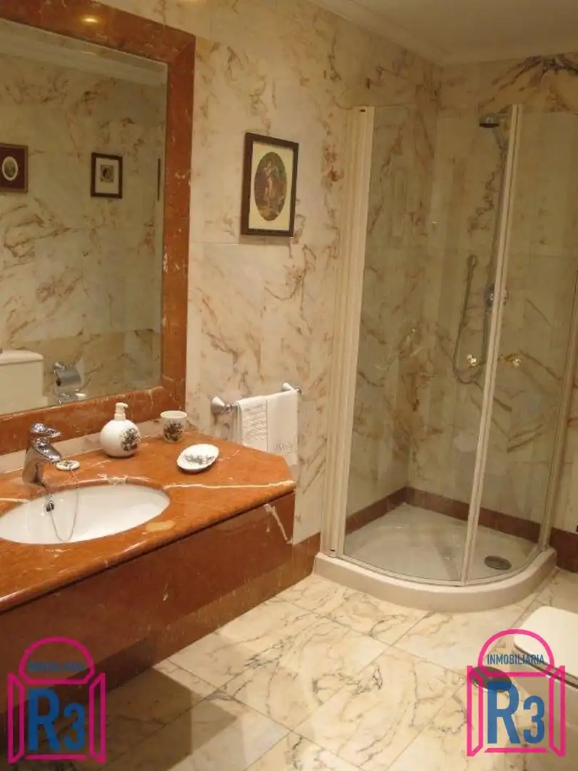 Baño de Casa o chalet en venta en León Capital  con Calefacción