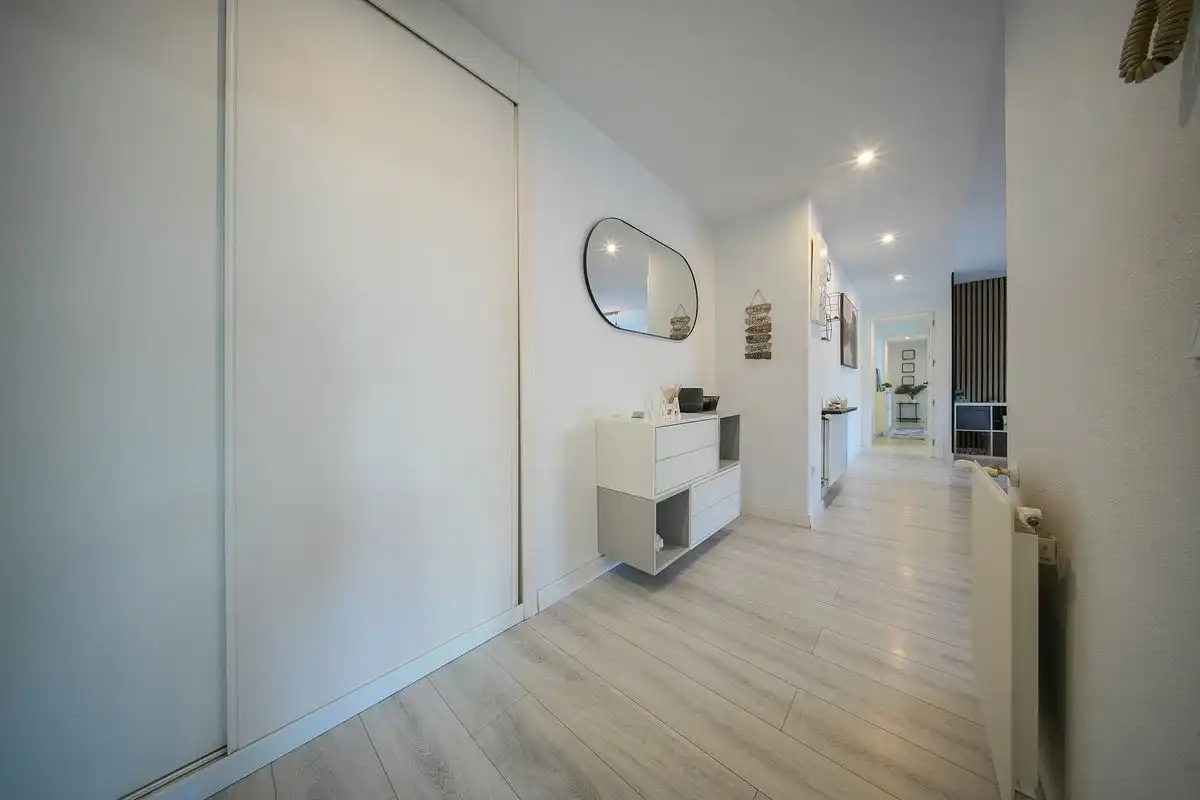 Wohnung zum Verkauf in Parla mit Klimaanlage, Heizung und Terrasse