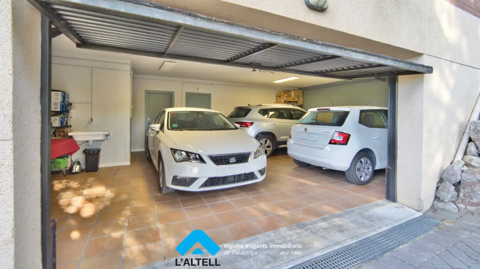Parking of Houses for sale in L'Ametlla del Vallès  with Heating, Terrace and Storage room