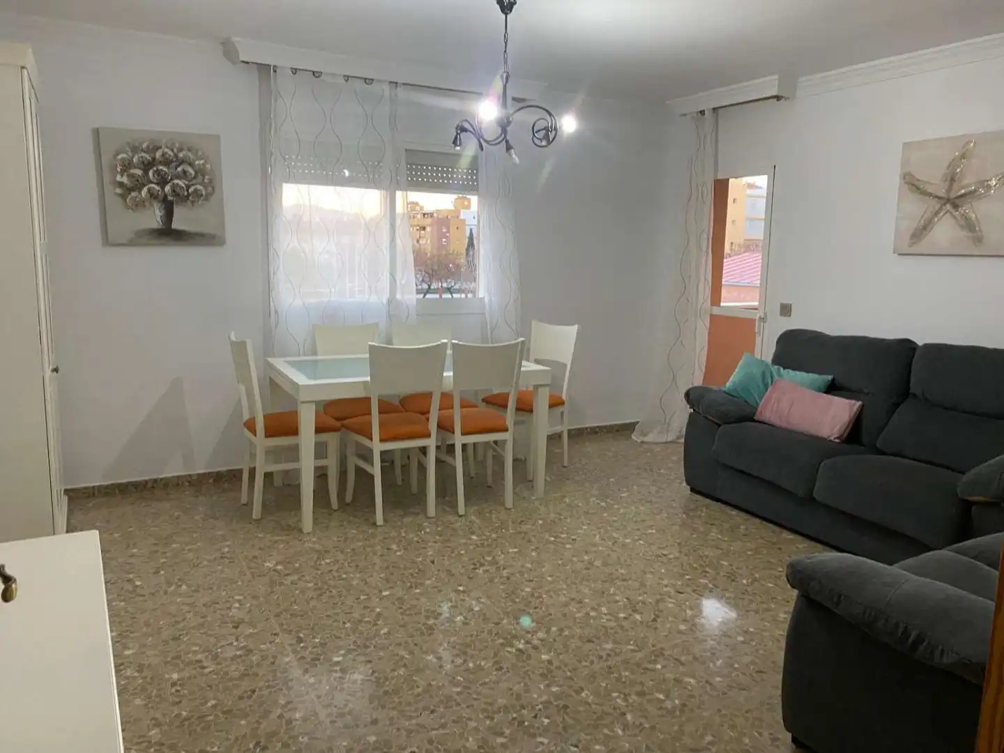 Sala de estar de Apartamento de alquiler en Vélez-Málaga con Amueblado