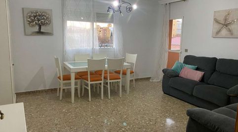 Foto 3 de Apartamento de alquiler en Norte - Barrio del Pilar - El Reñidero, Vélez-Málaga