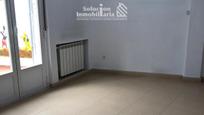 Wohnzimmer von Dachboden zum verkauf in Salamanca Capital mit Heizung, Terrasse und Ofen
