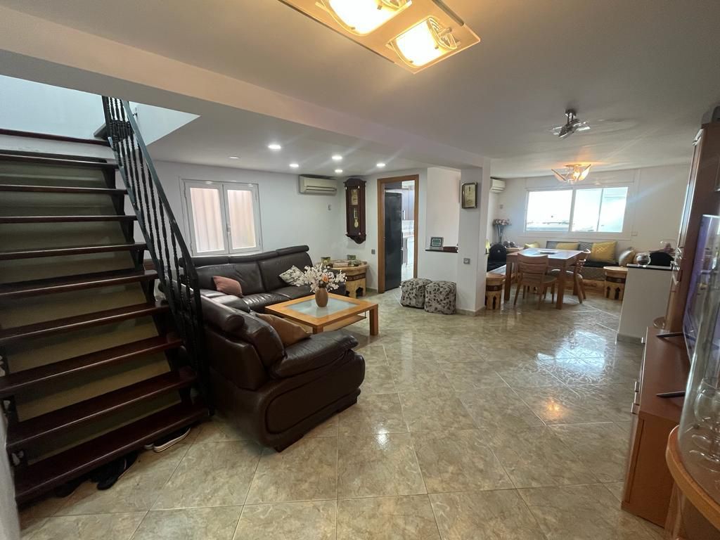 House or chalet for sale in Terrassa  with Air Conditioner, Heating and Terrace