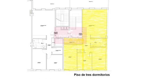 Piso en construcción de tres dormitorios con terraza a un paso de la intermodal !!!
