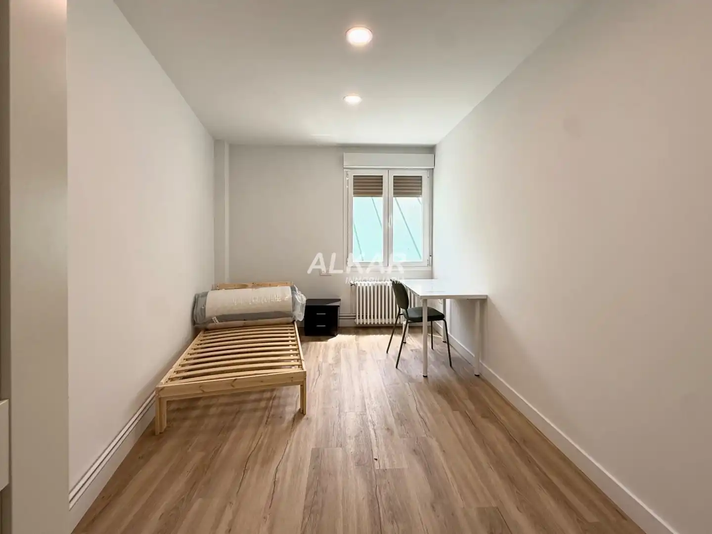 Schlafzimmer von Wohnung zur Miete in Tudela mit Heizung, Parkett und Terrasse