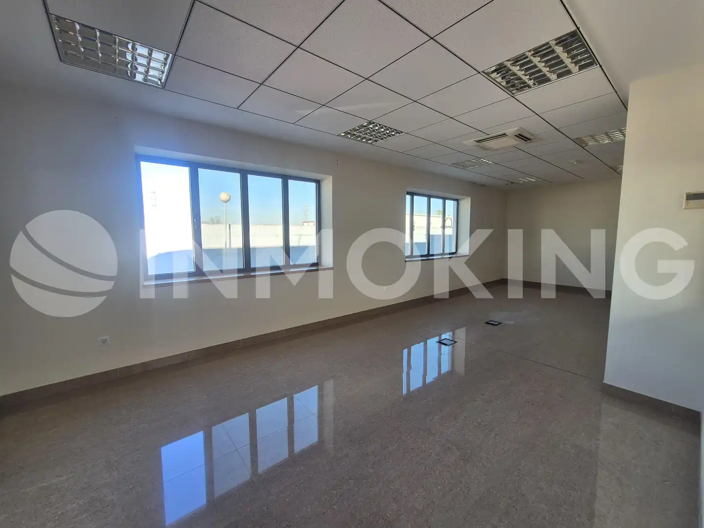 Oficina de alquiler en Alzira con Aire acondicionado y Alarma