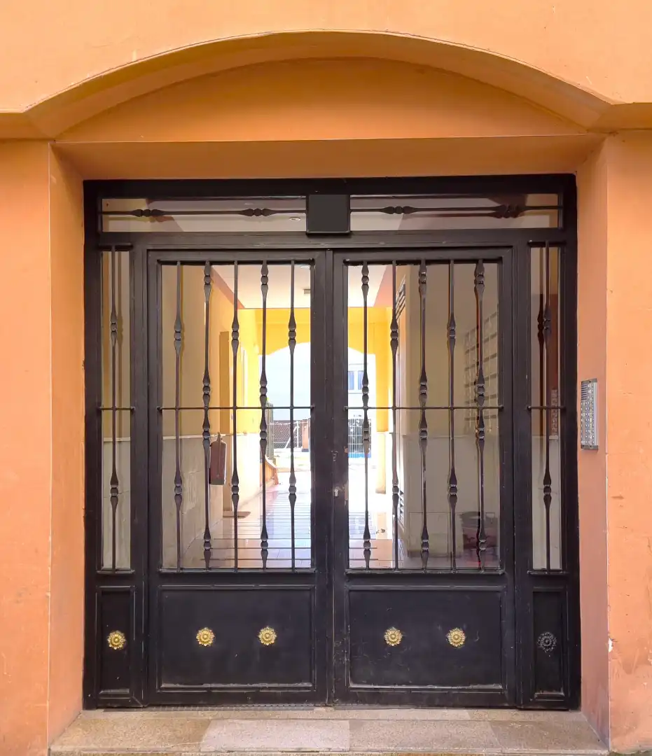 Flat for sale in Navalafuente  with Air Conditioner, Heating and Furnished