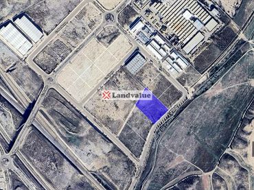 Terreny industrial en venda a Albardín