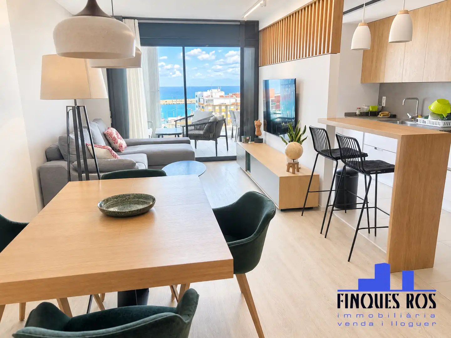 Living room of Flat for sale in Casco Urbano