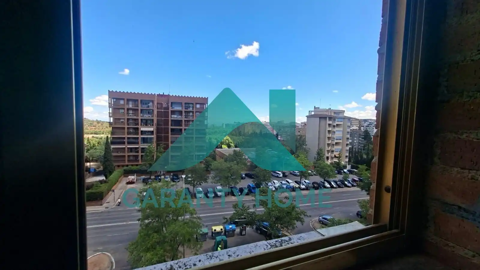 Vista exterior de Piso en venta en Cáceres con Calefacción, Parquet y Terraza