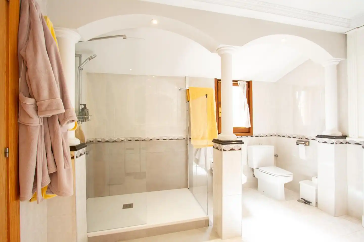 Badezimmer von Maisonette zum Verkauf in Villava / Atarrabia mit Klimaanlage, Heizung und Terrasse