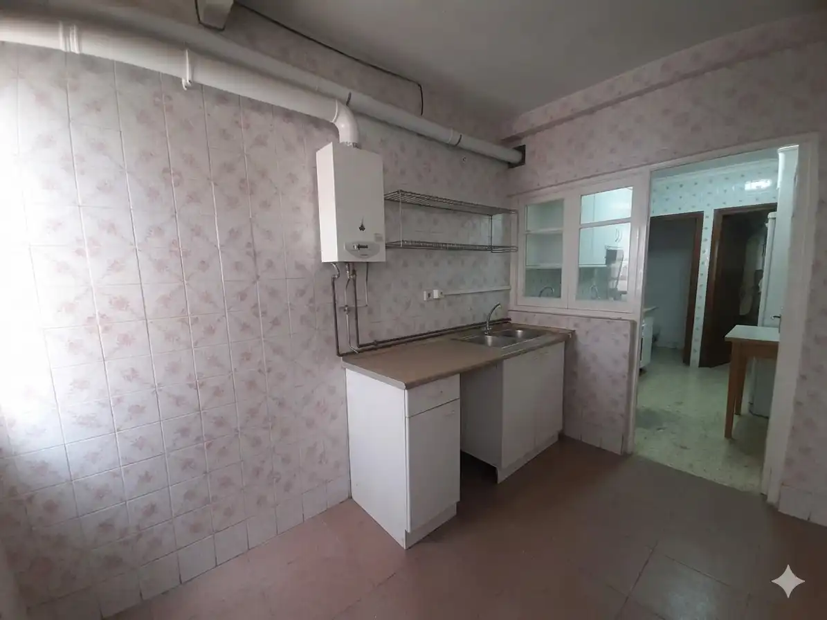 Cuina de Pis en venda en Puertollano amb Balcó