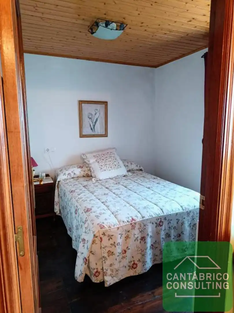 Dormitori de Finca rústica en venda en Villayón amb Calefacció, Parquet i Terrassa