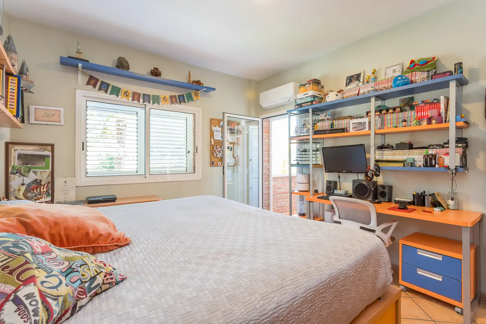 Habitación de Casa o chalet en venta en Gavà con Calefacción, Piscina y Horno