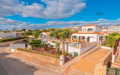 Vista exterior de Casa o xalet en venda en Maó amb Aire condicionat, Calefacció i Jardí privat