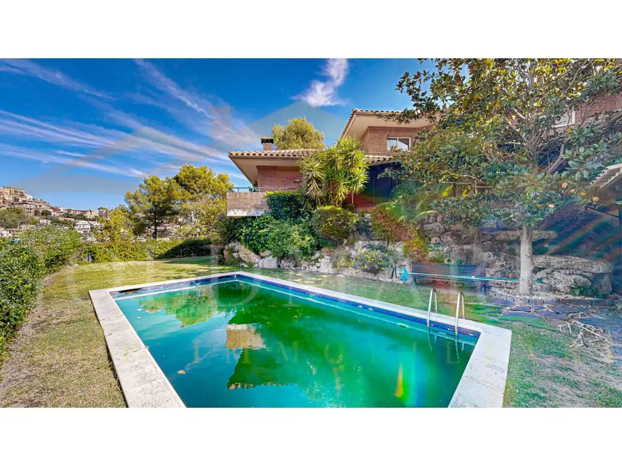 Casa o xalet en venda a Calle Merce Rodoreda, 2, Corbera de Llobregat