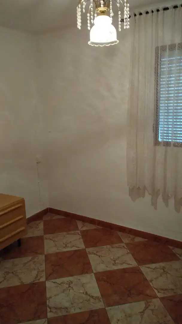 Dormitori de Casa o xalet en venda en Zuheros amb Moblat i Rentadora