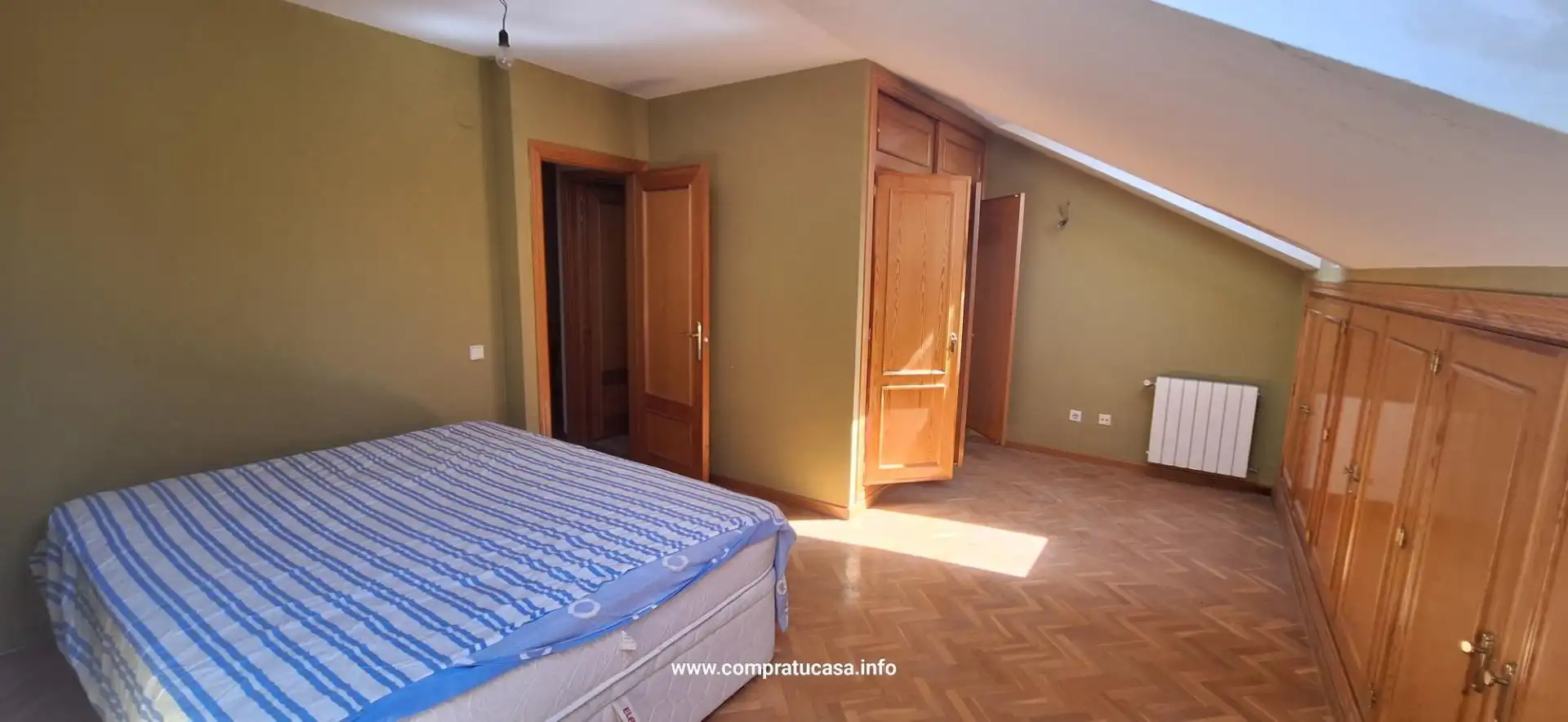 Piso en venta en Segovia con Calefacción, Jardín privado y Parquet