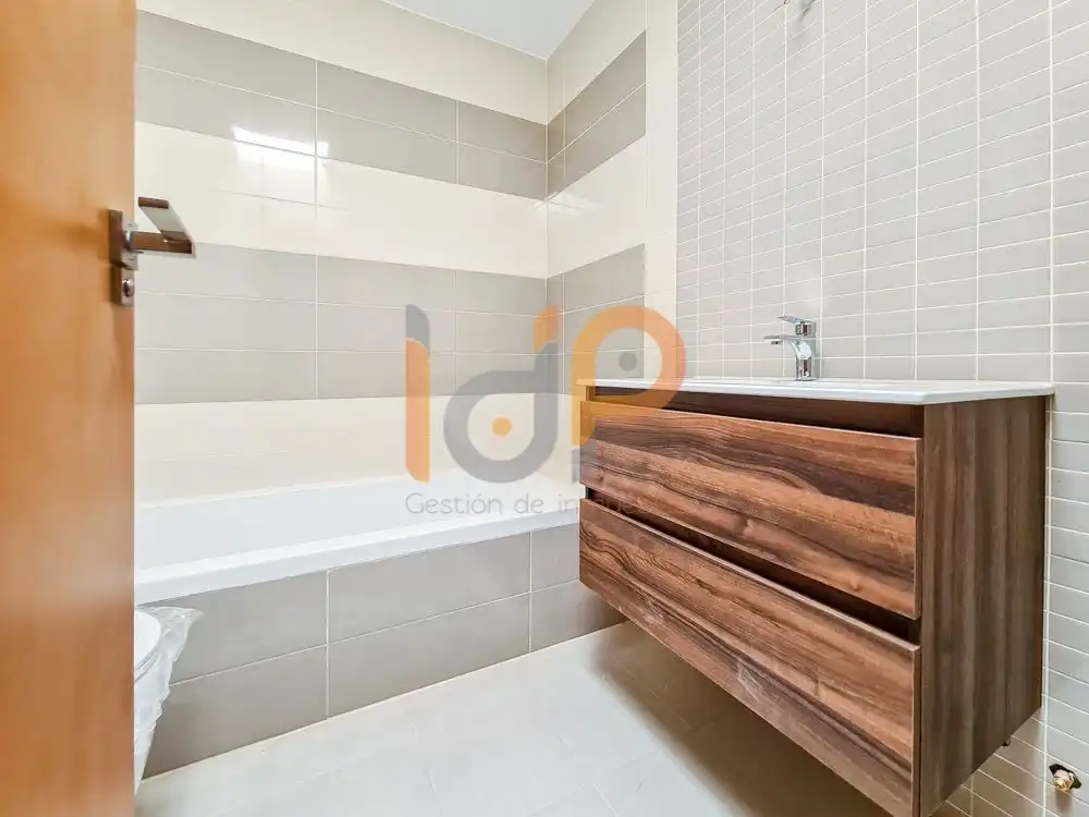 Baño de Ático en venta en Huércal-Overa con Terraza y Trastero