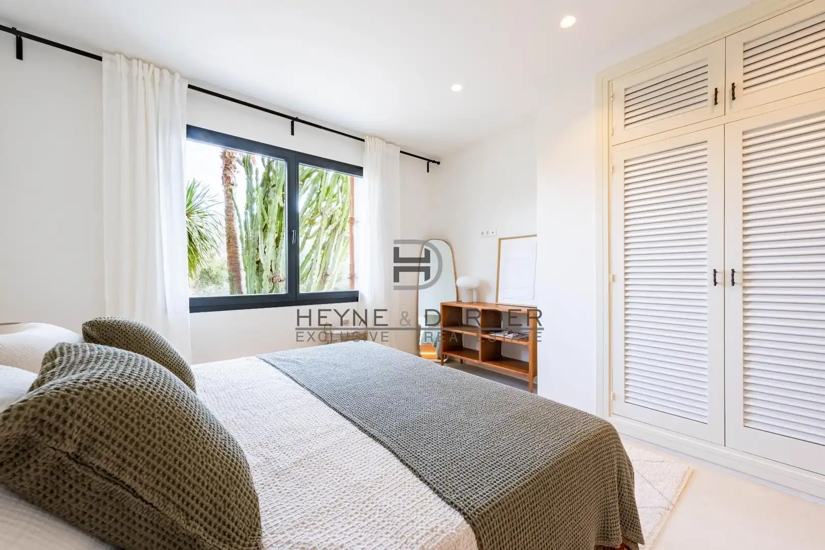 Habitación de Casa o chalet en venta en Calvià con Aire acondicionado, Jardín privado y Piscina