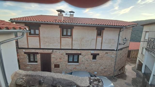 Piso en Venta en Calle Parrales en Las Casas del Conde