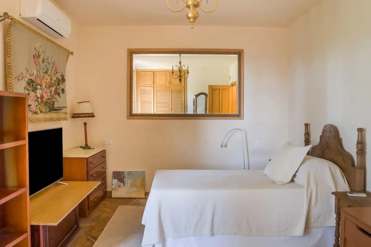 Habitación de Casa o chalet en venta en Marbella con Terraza y Piscina