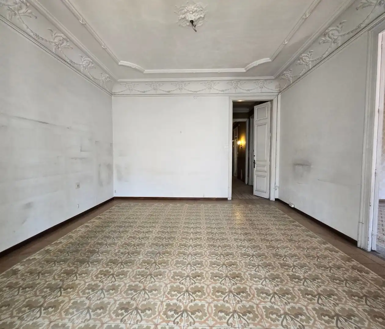 Sala de estar de Piso en venta en Barcelona con Calefacción, Trastero y Balcón