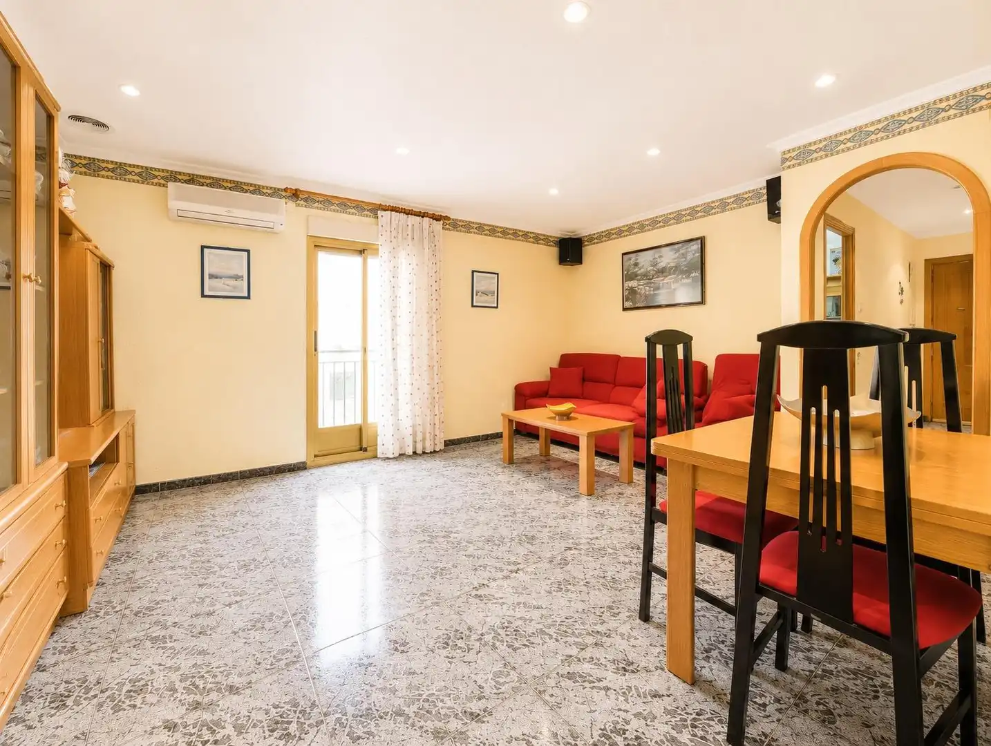 Sala de estar de Apartamento en venta en Elche / Elx con Aire acondicionado y Amueblado