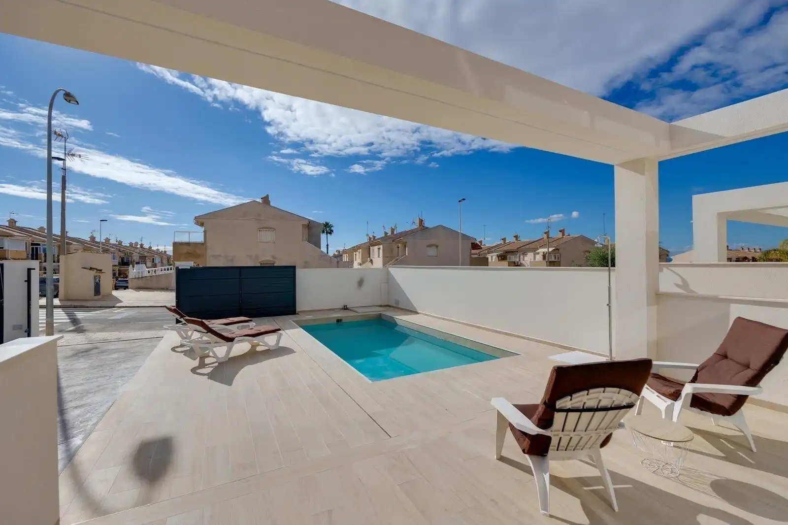 Piscina de Casa o chalet en venta en Torrevieja con Aire acondicionado, Terraza y Piscina