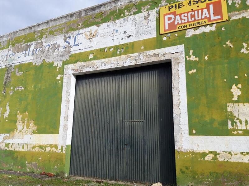 Nau industrial en venda a PLASENCIA, Galisteo