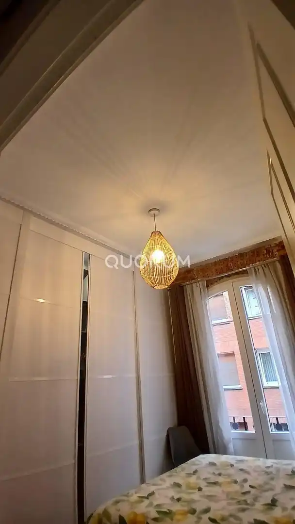 Habitación de Piso en venta en Bilbao  con Calefacción
